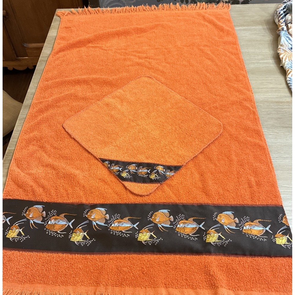 Set Of VTG Dundee Bath Towel & Washcloth Orange Fringe Cotton Set Fish Ribbon